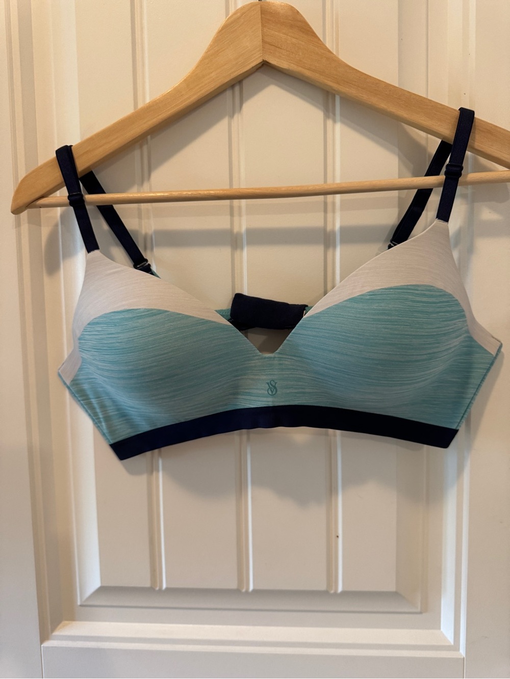 Victoria's Secret Light Blue & Navy Wireless Bra